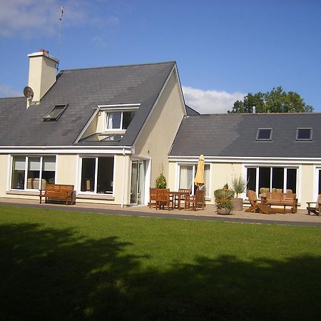 Camillaun Lodge With Lough Corrib Boat Hire Oughterard Exteriör bild