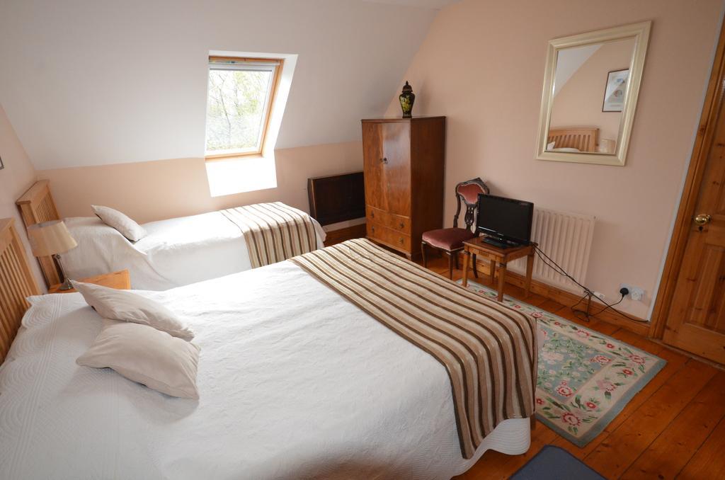 Camillaun Lodge With Lough Corrib Boat Hire Oughterard Rum bild