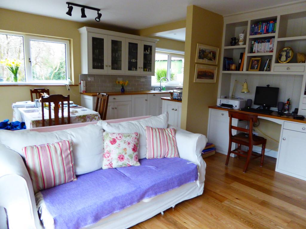 Camillaun Lodge With Lough Corrib Boat Hire Oughterard Exteriör bild