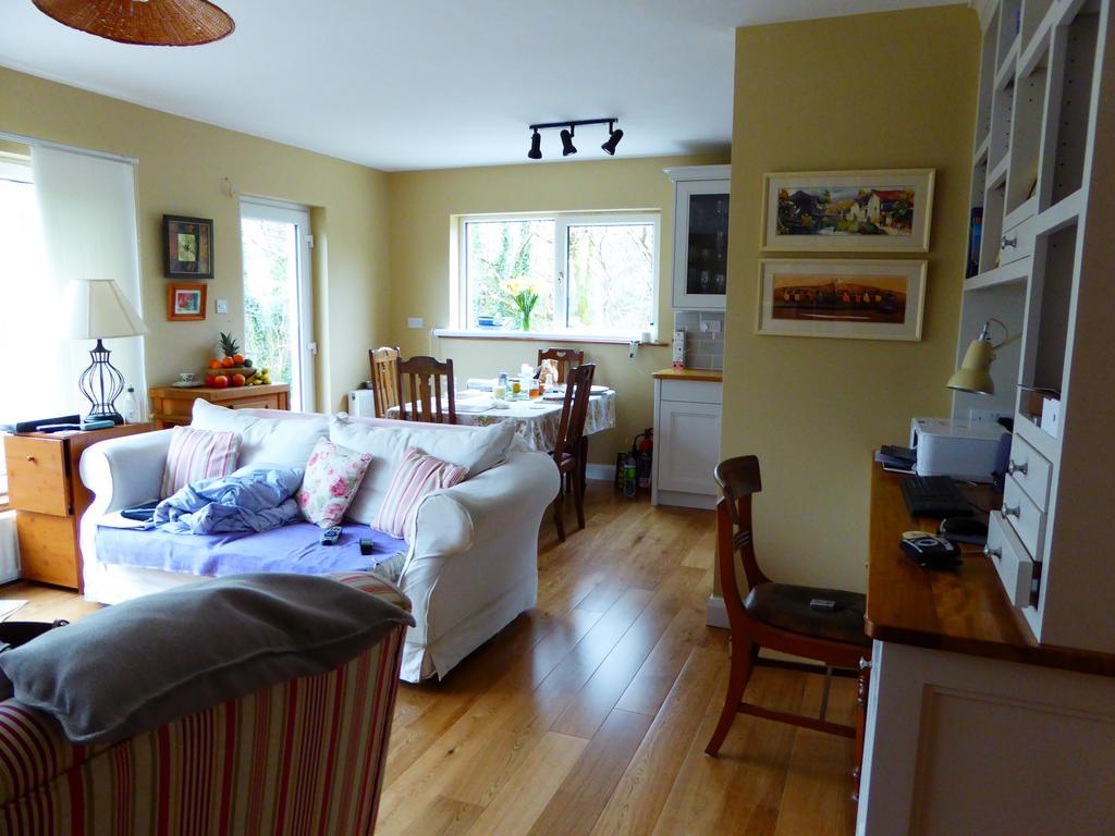 Camillaun Lodge With Lough Corrib Boat Hire Oughterard Exteriör bild