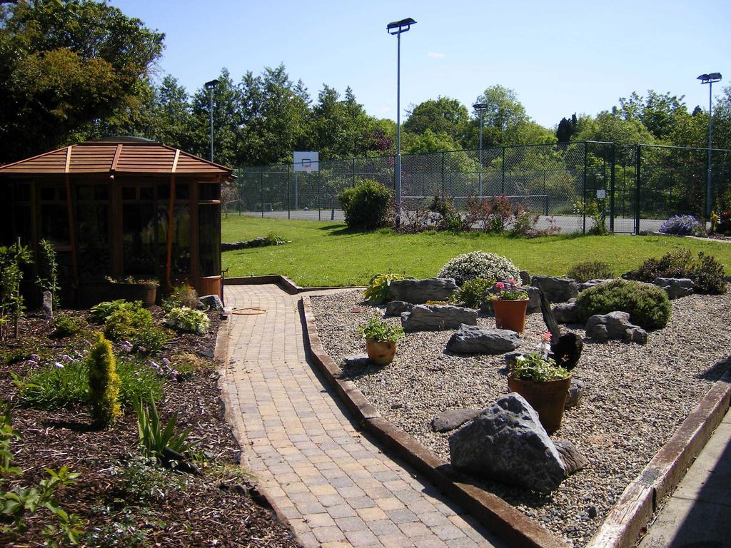 Camillaun Lodge With Lough Corrib Boat Hire Oughterard Exteriör bild