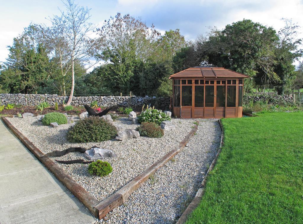 Camillaun Lodge With Lough Corrib Boat Hire Oughterard Exteriör bild